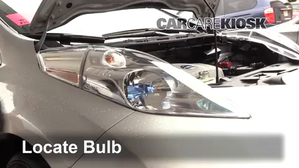 2013 Nissan Leaf SL Electric Éclairage Feux de route (remplacer l'ampoule)